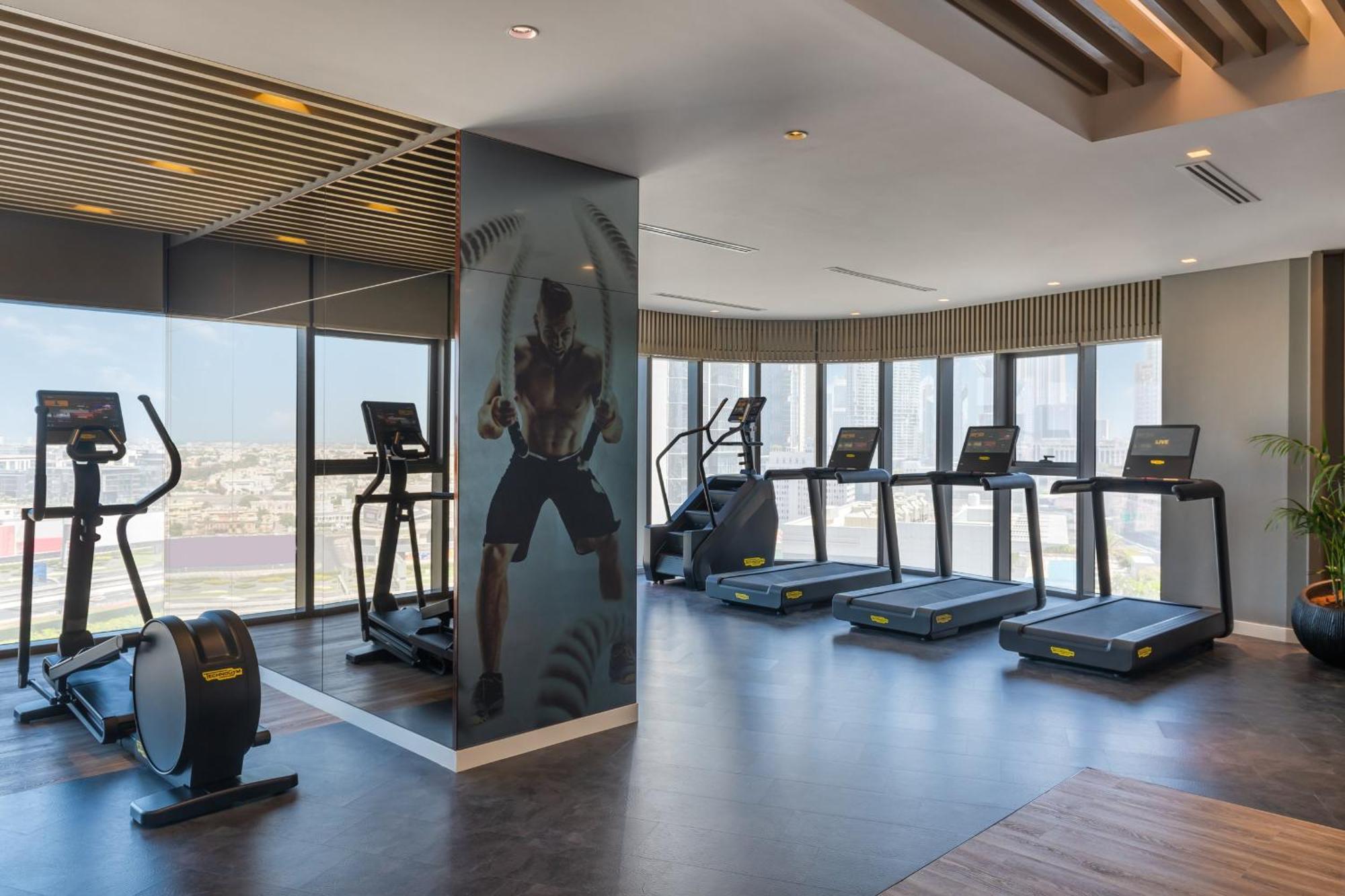 Paramount Tower Hotel And Residences With Infinity Sky Pool دبي المظهر الخارجي الصورة
