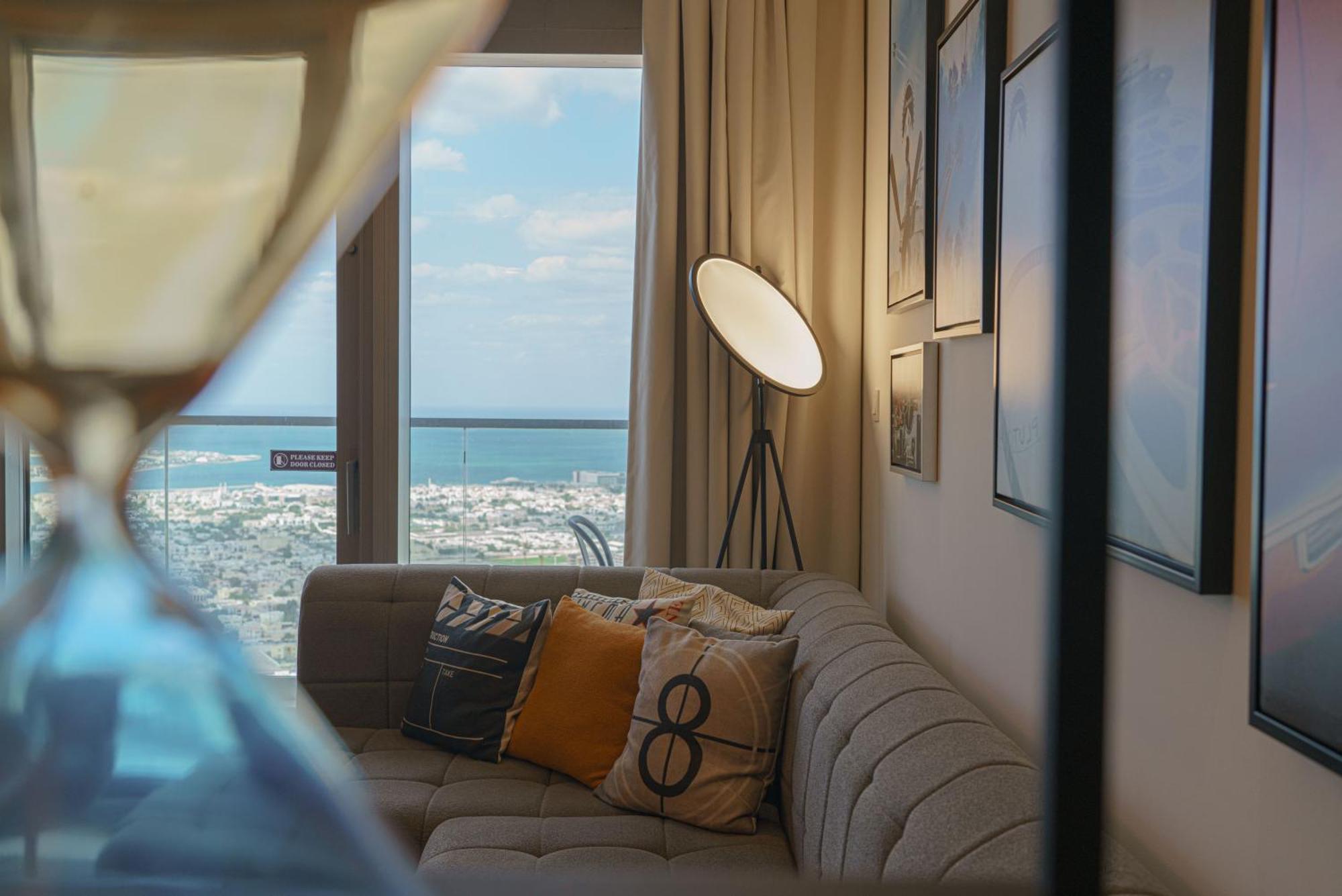 Paramount Tower Hotel And Residences With Infinity Sky Pool دبي المظهر الخارجي الصورة