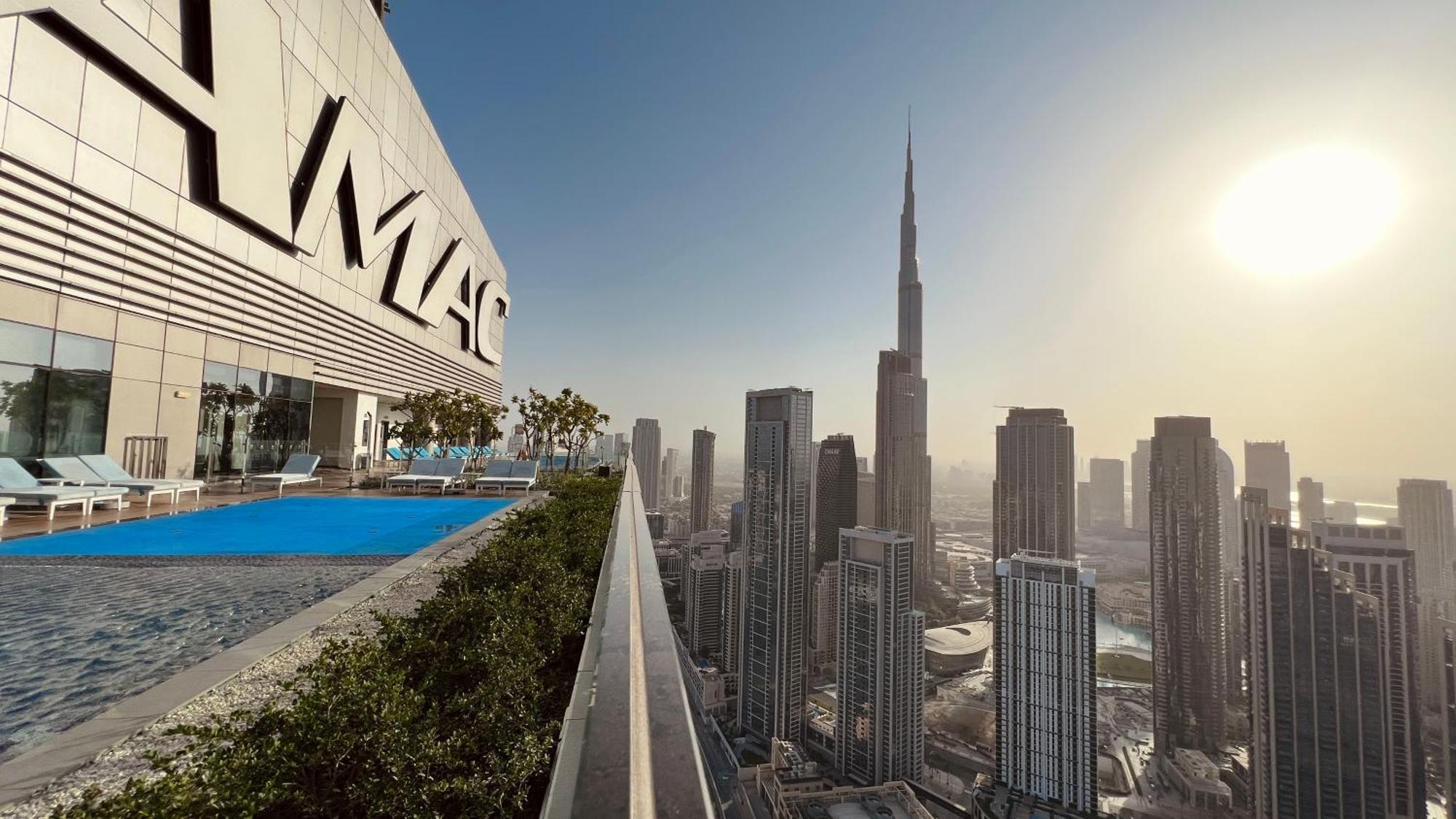 Paramount Tower Hotel And Residences With Infinity Sky Pool دبي المظهر الخارجي الصورة
